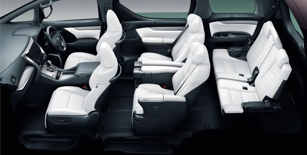 Toyota Vellfire 7-seater interior
