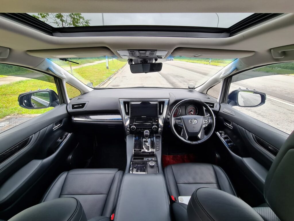 7 seater maxi cab interior